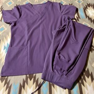 Women’s Mandala scrub set